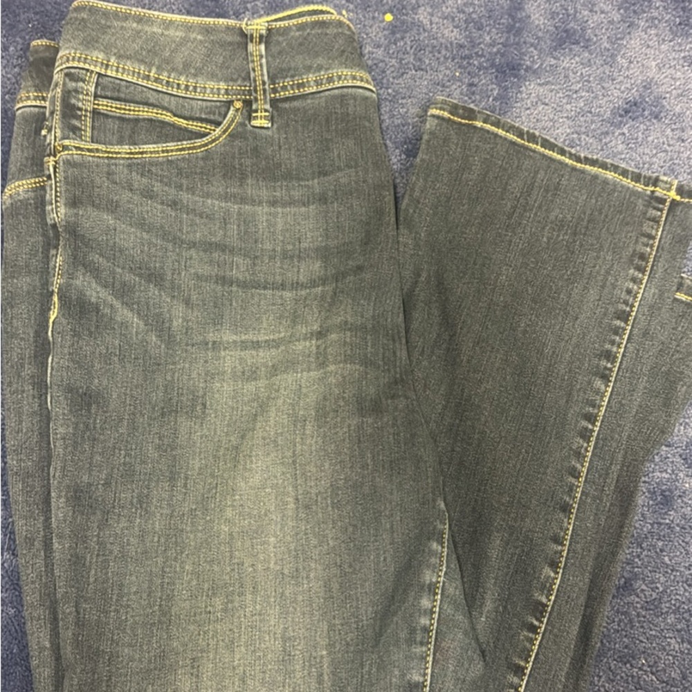 Stylish Boot Cut Jeans in Classic Blue